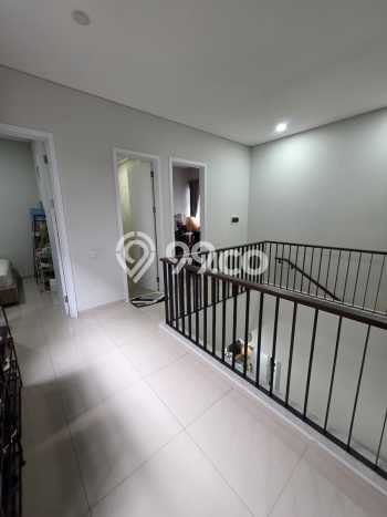 Rumah Elit LB 160m2 Siap Pakai Desain Elegan di Sektor 9-Bintaro, Tangerang Selatan Rumah Elit LB 160m2 Siap Pakai Desain Elegan di Sektor 9-Bintaro, Tangerang Selatan