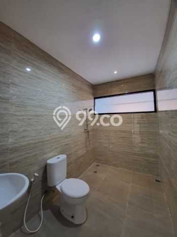 Dijual Rumah Mewah Elegan Dengan View Cantik di Bintaro, Tangerang Selatan Dijual Rumah Mewah Elegan Dengan View Cantik di Bintaro, Tangerang Selatan