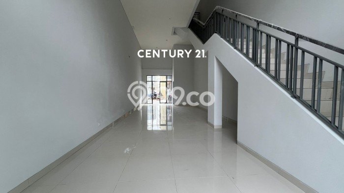 Ruko Dijual di Tangerang LT 90m2 & LB 276m2 Lokasi Terbaik! Ruko Dijual di Tangerang LT 90m2 & LB 276m2 Lokasi Terbaik!