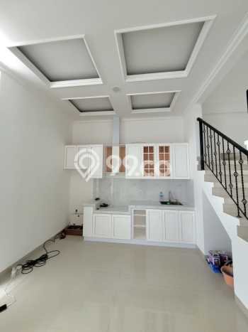 Jual Rumah Eksklusif 3 KT di Graha Raya Bintaro, Tangerang Selatan Jual Rumah Eksklusif 3 KT di Graha Raya Bintaro, Tangerang Selatan
