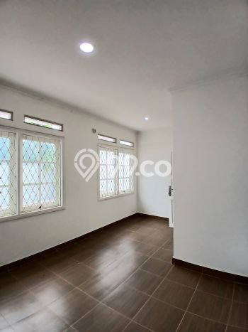 Rumah Luxury Modern Tanpa Renovasi di Bintaro Tangerang Selatan Rumah Luxury Modern Tanpa Renovasi di Bintaro Tangerang Selatan