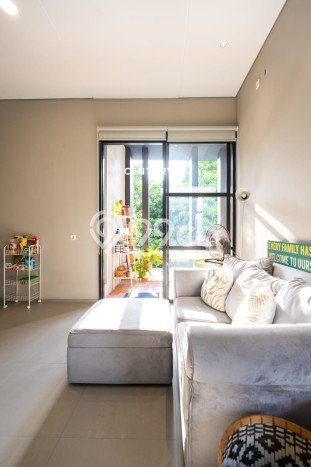 Rumah Mewah LB 350m2 Siap Huni Desain Elegan di Sektor 9-Bintaro, Tangerang Selatan Rumah Mewah LB 350m2 Siap Huni Desain Elegan di Sektor 9-Bintaro, Tangerang Selatan