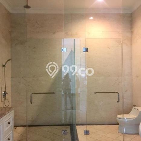 Hunian Mewah LB 1700m2 Siap Pakai Desain Elegan di Pondok Indah, Jakarta Selatan Hunian Mewah LB 1700m2 Siap Pakai Desain Elegan di Pondok Indah, Jakarta Selatan