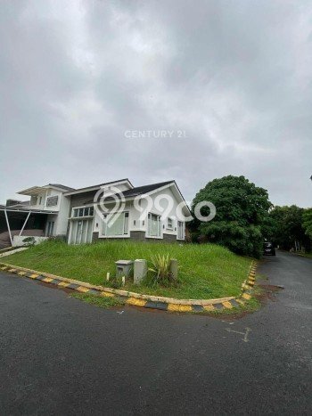 Rumah Luxury Modern Tanpa Renovasi di Graha Bintaro Jakarta Selatan Rumah Luxury Modern Tanpa Renovasi di Graha Bintaro Jakarta Selatan