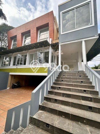 Jual Rumah Mewah Megah Dengan View Cantik di Pondok Indah, Jakarta Selatan Jual Rumah Mewah Megah Dengan View Cantik di Pondok Indah, Jakarta Selatan