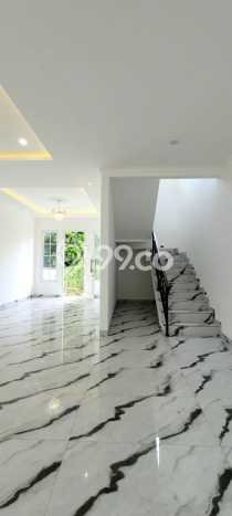 Jual Rumah Mewah Elegan Dengan View Eksklusif di Pondok Indah, Jakarta Selatan Jual Rumah Mewah Elegan Dengan View Eksklusif di Pondok Indah, Jakarta Selatan
