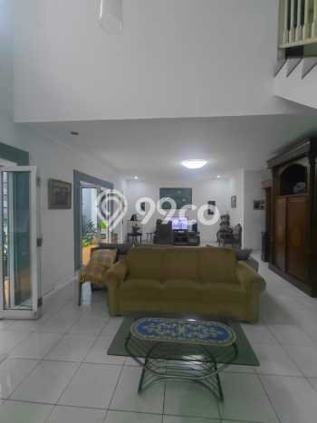 Rumah Mewah LB 184m2 Siap Pakai Desain Elegan di Sektor 9-Bintaro, Tangerang Selatan Rumah Mewah LB 184m2 Siap Pakai Desain Elegan di Sektor 9-Bintaro, Tangerang Selatan