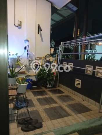 Rumah Modern 2 KT di Graha Raya Tangerang Selatan Unfurnished Rumah Modern 2 KT di Graha Raya Tangerang Selatan Unfurnished