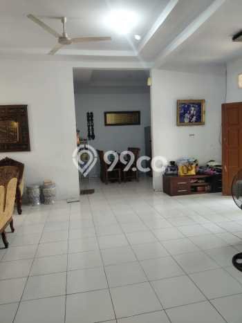 Rumah Elit LB 250m2 Siap Huni Desain Elegan di Meruya, Jakarta Barat Rumah Elit LB 250m2 Siap Huni Desain Elegan di Meruya, Jakarta Barat