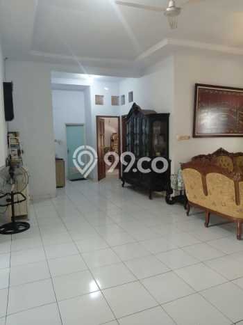 Rumah Elit LB 250m2 Siap Huni Desain Elegan di Meruya, Jakarta Barat Rumah Elit LB 250m2 Siap Huni Desain Elegan di Meruya, Jakarta Barat