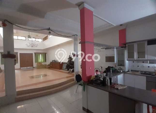 Rumah kawasan Cipete, Jakarta Selatan, LT 330m² Bangunan 250m² Rumah kawasan Cipete, Jakarta Selatan, LT 330m² Bangunan 250m²