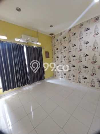 PRIME LOCATION! Rumah area Bintaro, 2 KM, Area Strategis, LT 135m² Bangunan 230m² PRIME LOCATION! Rumah area Bintaro, 2 KM, Area Strategis, LT 135m² Bangunan 230m²