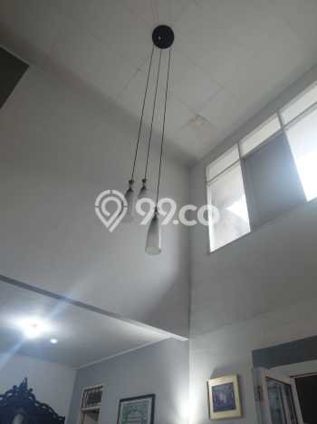 Rumah Mewah LB 184m2 Siap Pakai Desain Elegan di Sektor 9-Bintaro, Tangerang Selatan Rumah Mewah LB 184m2 Siap Pakai Desain Elegan di Sektor 9-Bintaro, Tangerang Selatan