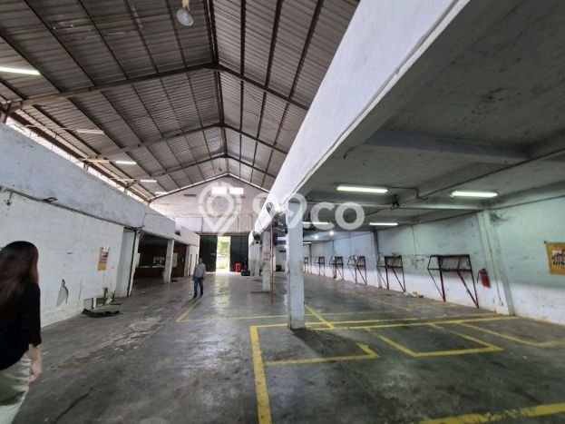 Gudang untuk Disewa di Pusat Jakarta Utara Luas Bangunan 1116m2 Gudang untuk Disewa di Pusat Jakarta Utara Luas Bangunan 1116m2