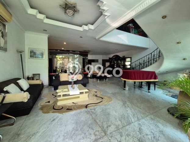 Rumah Elit LB 425m2 Siap Huni Desain Elegan di Sunter, Jakarta Utara Rumah Elit LB 425m2 Siap Huni Desain Elegan di Sunter, Jakarta Utara