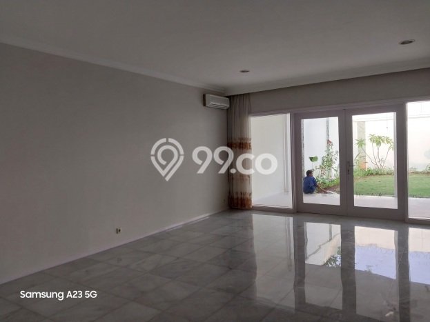 PENAWARAN EKSKLUSIF! Rumah di Kebayoran Lama, 4 KM, Area Premium, LT 428m2m² LB 348m2m² PENAWARAN EKSKLUSIF! Rumah di Kebayoran Lama, 4 KM, Area Premium, LT 428m2m² LB 348m2m²