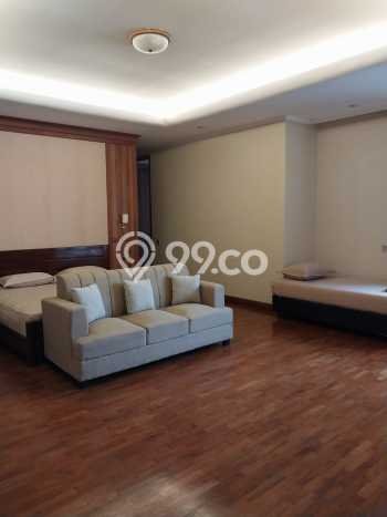 Hunian Bagus Disewakan di Pondok Indah, Jakarta Selatan LT 422m2, LB 650m2 Hunian Bagus Disewakan di Pondok Indah, Jakarta Selatan LT 422m2, LB 650m2