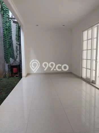 Disewakan! Rumah 3 Kamar Tidur &
2 Kamar Mandi di Veteran, Jakarta Selatan Disewakan! Rumah 3 Kamar Tidur &
2 Kamar Mandi di Veteran, Jakarta Selatan