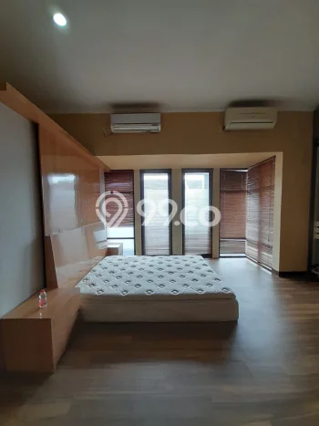 Disewakan! Rumah 3 Kamar Tidur &
2 Kamar Mandi di Bintaro, Tangerang Selatan Disewakan! Rumah 3 Kamar Tidur &
2 Kamar Mandi di Bintaro, Tangerang Selatan