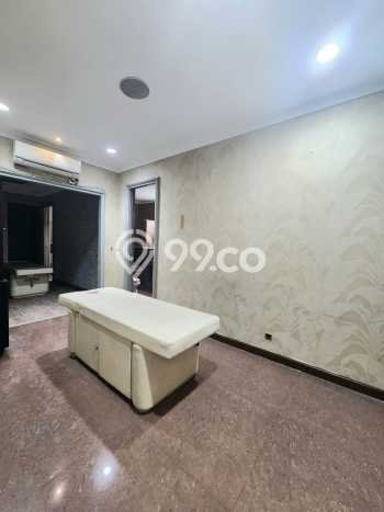 Gudang Disewa di Jakarta Selatan dengan LB 130m2 Area Komersial Ramai Gudang Disewa di Jakarta Selatan dengan LB 130m2 Area Komersial Ramai