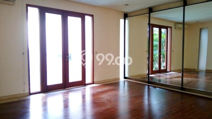 Disewakan segera rumah minimalis lokasi strategis 3 Kamar di Menteng, Jakarta Pusat Disewakan segera rumah minimalis lokasi strategis 3 Kamar di Menteng, Jakarta Pusat