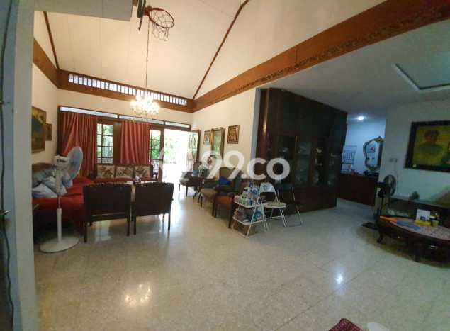 Jual Rumah Mewah Megah Dengan View Eksklusif di Rawamangun, Jakarta Timur Jual Rumah Mewah Megah Dengan View Eksklusif di Rawamangun, Jakarta Timur
