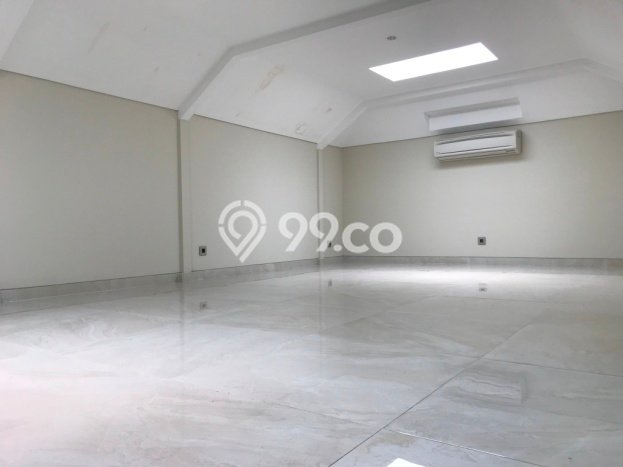 Rumah Kontrakan Jakarta Selatan LT 400m2 LB 700m2 Area Senopati Rumah Kontrakan Jakarta Selatan LT 400m2 LB 700m2 Area Senopati