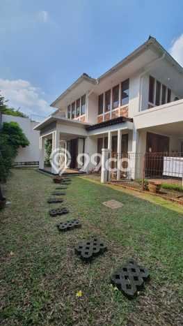 Hunian Elit LB 540m2 Siap Pakai Desain Elegan di Kemang, Jakarta Selatan Hunian Elit LB 540m2 Siap Pakai Desain Elegan di Kemang, Jakarta Selatan