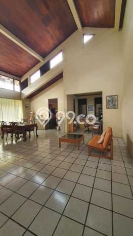 Dijual Rumah Mewah Elegan Dengan View Eksklusif di Cireundeu, Tangerang Dijual Rumah Mewah Elegan Dengan View Eksklusif di Cireundeu, Tangerang