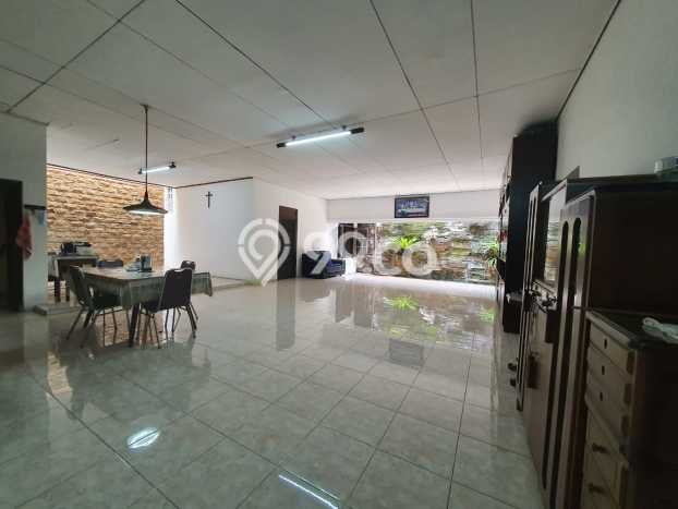Rumah Eksklusif Dijual LT 400m2 di Duren Sawit, Jakarta Timur Rumah Eksklusif Dijual LT 400m2 di Duren Sawit, Jakarta Timur