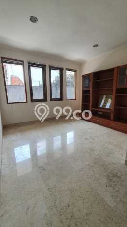 Hunian Elit LB 540m2 Siap Pakai Desain Elegan di Kemang, Jakarta Selatan Hunian Elit LB 540m2 Siap Pakai Desain Elegan di Kemang, Jakarta Selatan
