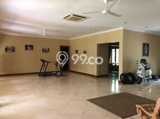 Rumah sewa siap huni 5 Kamar Tidur di Kemang, Jakarta Selatan Rumah sewa siap huni 5 Kamar Tidur di Kemang, Jakarta Selatan