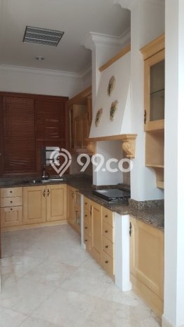 Disewakan! Rumah 5 Kamar Tidur &
5 Kamar Mandi di Permata Hijau, Jakarta Selatan Disewakan! Rumah 5 Kamar Tidur &
5 Kamar Mandi di Permata Hijau, Jakarta Selatan