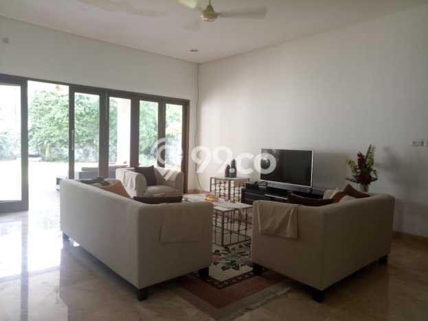 Rumah sewa siap huni 4 KT di Kemang, Jakarta Selatan Rumah sewa siap huni 4 KT di Kemang, Jakarta Selatan