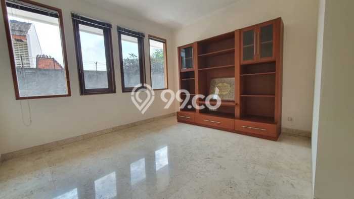 Hunian Elit LB 540m2 Siap Pakai Desain Elegan di Kemang, Jakarta Selatan Hunian Elit LB 540m2 Siap Pakai Desain Elegan di Kemang, Jakarta Selatan