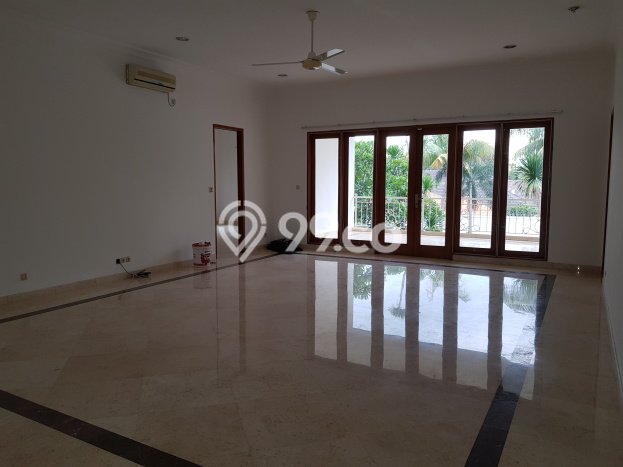 LOKASI TERBAIK! Rumah di , 5 KM, Lingkungan Elite, LT 800m2m² LB 650m2m² LOKASI TERBAIK! Rumah di , 5 KM, Lingkungan Elite, LT 800m2m² LB 650m2m²