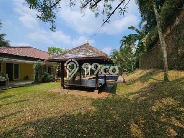 Rumah sewa siap pakai 4 Kamar Tidur di Kemang, Jakarta Selatan Rumah sewa siap pakai 4 Kamar Tidur di Kemang, Jakarta Selatan