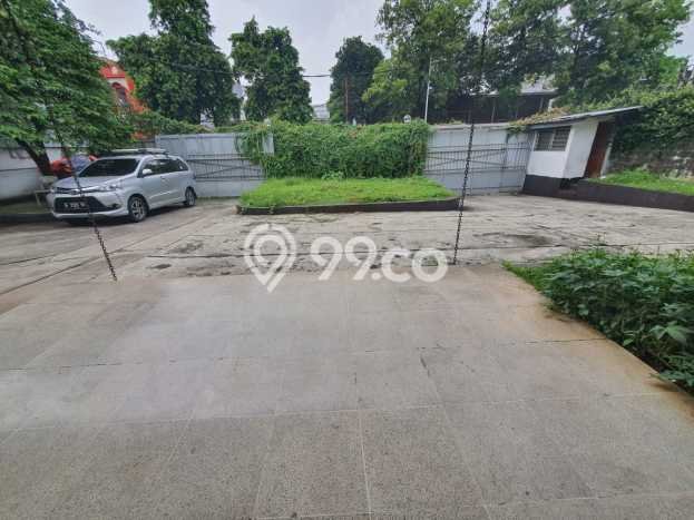 Rumah kawasan , Ready, 3 KM, Dekat Jakarta Selatan, Jakarta Selatan, Luas 1300m2m² Bangunan 700m2m² Rumah kawasan , Ready, 3 KM, Dekat Jakarta Selatan, Jakarta Selatan, Luas 1300m2m² Bangunan 700m2m²