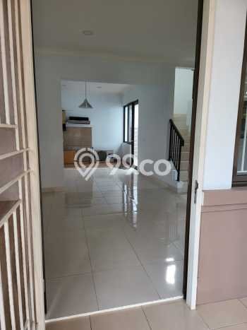 RECOMMENDED! Rumah di BSD Nusaloka, 2 KT, Lokasi Strategis, LT 90m² Bangunan 110m² RECOMMENDED! Rumah di BSD Nusaloka, 2 KT, Lokasi Strategis, LT 90m² Bangunan 110m²
