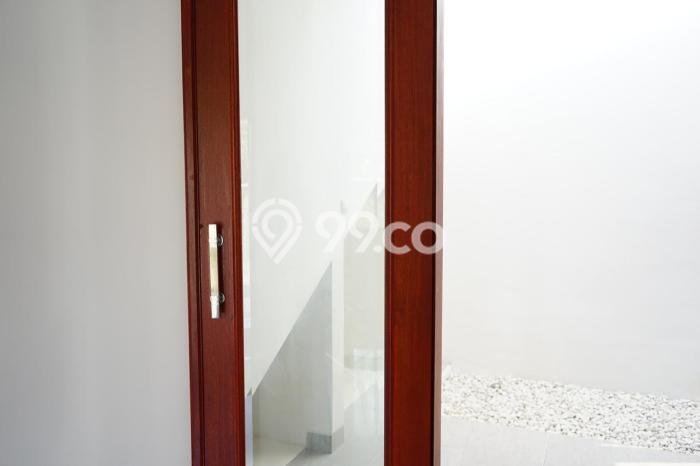 DIJUAL CEPAT! Rumah Nyaman area Graha Raya, Tangerang, LT 82m² Bangunan 125m² Bisa Nego! DIJUAL CEPAT! Rumah Nyaman area Graha Raya, Tangerang, LT 82m² Bangunan 125m² Bisa Nego!