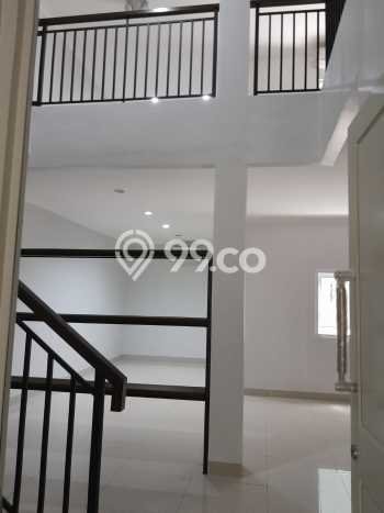 Rumah area BSD, Tangerang, Luas 120m² Bangunan 280m² - INVESTASI TERBAIK! Rumah area BSD, Tangerang, Luas 120m² Bangunan 280m² - INVESTASI TERBAIK!