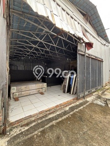 Ruko Komersial Dijual di Ciputat Tangerang Selatan LT 2400m2 & LB 2000m2 Ruko Komersial Dijual di Ciputat Tangerang Selatan LT 2400m2 & LB 2000m2