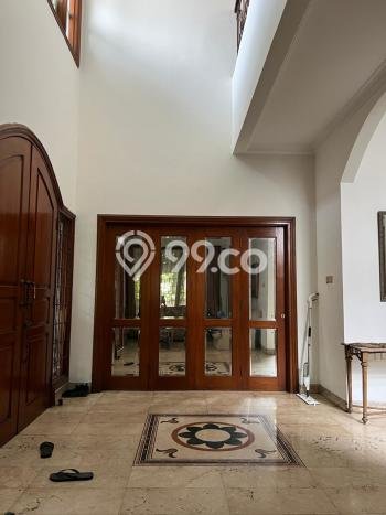 Ready to Use! Premium House LT 278m2 Desain Elegan di Tomang Ready to Use! Premium House LT 278m2 Desain Elegan di Tomang