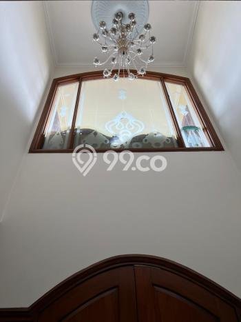 Ready to Use! Premium House LT 278m2 Desain Elegan di Tomang Ready to Use! Premium House LT 278m2 Desain Elegan di Tomang