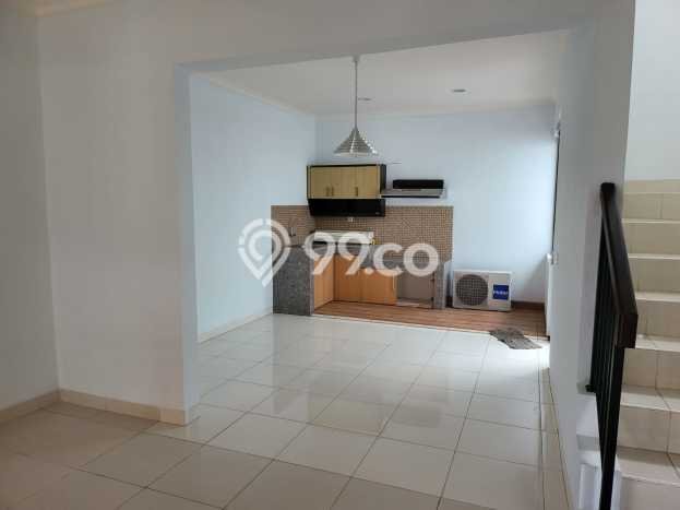 RECOMMENDED! Rumah di BSD Nusaloka, 2 KT, Lokasi Strategis, LT 90m² Bangunan 110m² RECOMMENDED! Rumah di BSD Nusaloka, 2 KT, Lokasi Strategis, LT 90m² Bangunan 110m²