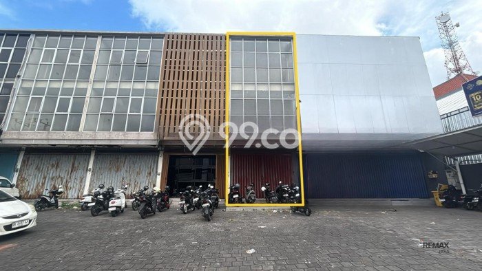 Ruko Dijual di Denpasar Barat LT 142m2, LB 290m2 untuk Investasi Ruko Dijual di Denpasar Barat LT 142m2, LB 290m2 untuk Investasi
