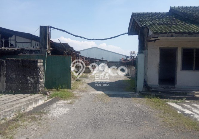 Untuk Disewa Gudang di Pakis Malang LT 3000m2, LB 1500m2 Untuk Disewa Gudang di Pakis Malang LT 3000m2, LB 1500m2