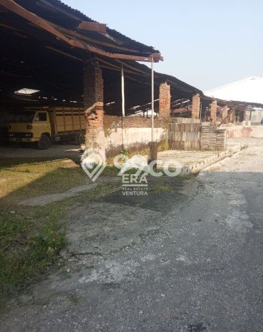 Untuk Disewa Gudang di Pakis Malang LT 3000m2, LB 1500m2 Untuk Disewa Gudang di Pakis Malang LT 3000m2, LB 1500m2