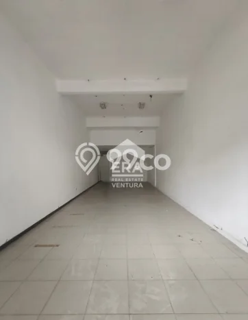 Ruko Area Strategis Kawasan , Luas 148m2m², Mainroad Ruko Area Strategis Kawasan , Luas 148m2m², Mainroad