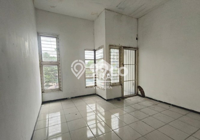 Ruko Area Strategis Kawasan , Luas 148m2m², Mainroad Ruko Area Strategis Kawasan , Luas 148m2m², Mainroad